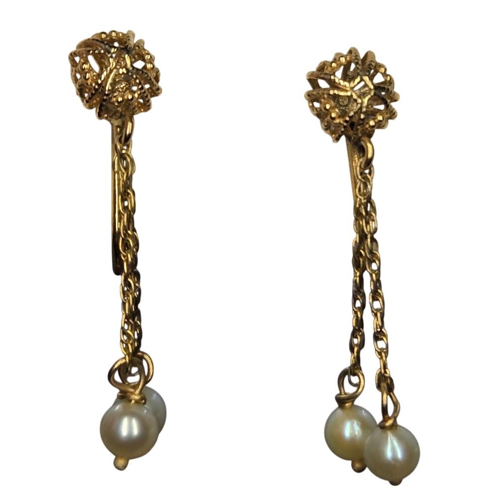 Vintage 14K Gold Pearl and Chain Dangling Clip On Earrings